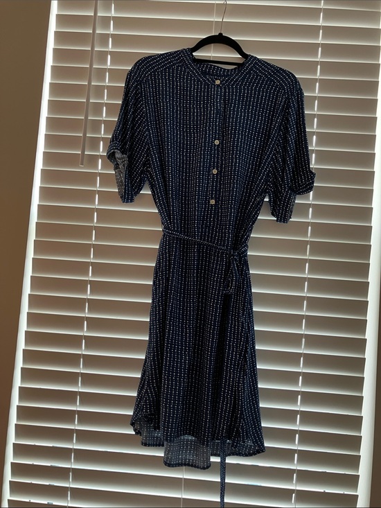 GAP Dresses & Skirts - GAP Navy Dot Button-Front Midi Dress